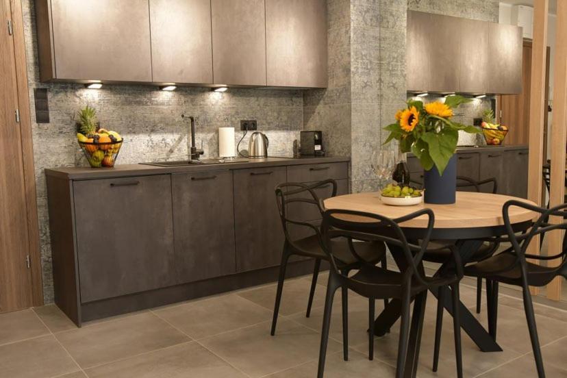 Apartament Prywatny Stone Hill Rackiewicz Z Basenem Szklarska Poręba Esterno foto